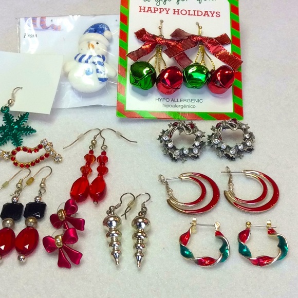 FINAL SALE PRICE Christmas/Winter Lot of 11 Earrings & 2 Pins - Picture 1 of 7